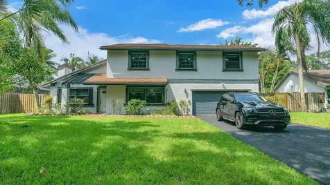 12003 Flicker Way Hollywood FL 33026