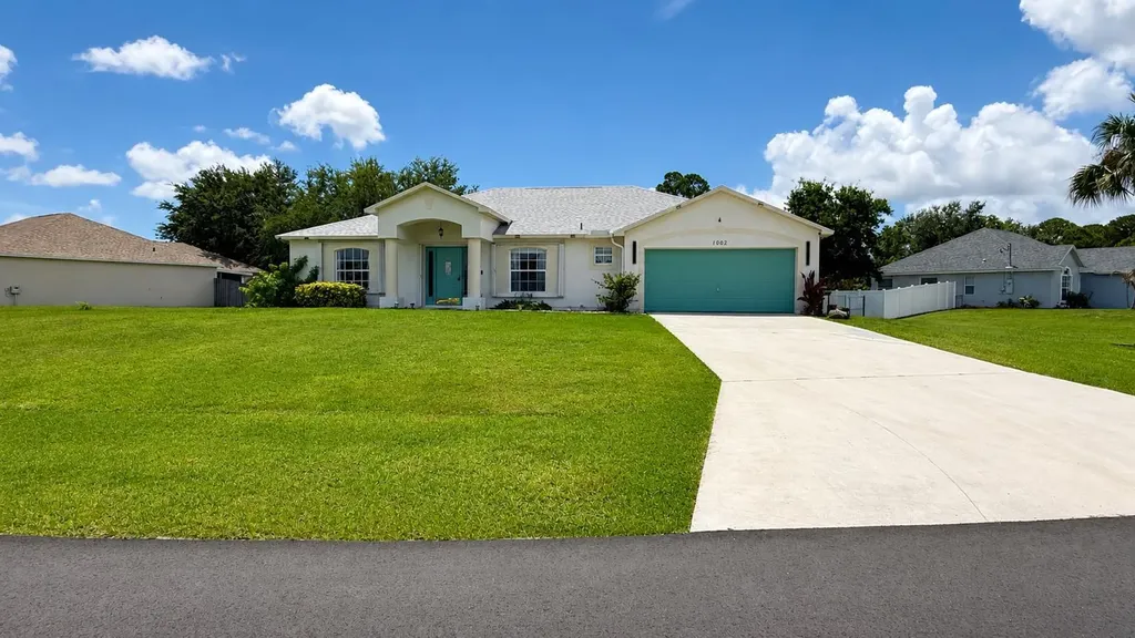 1002 SW Longfellow Road Port St Lucie FL 34953