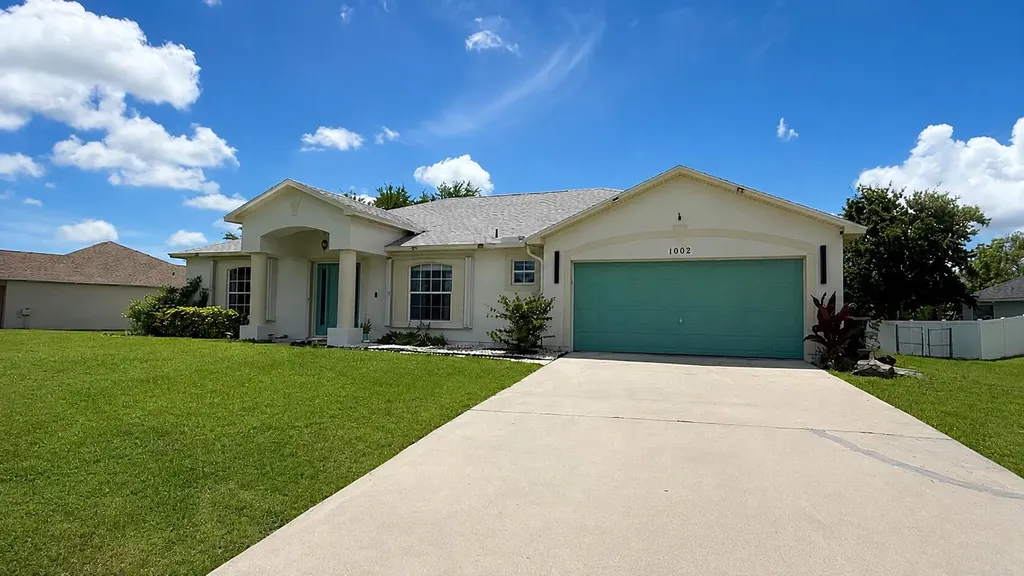 1002 SW Longfellow Road Port St Lucie FL 34953