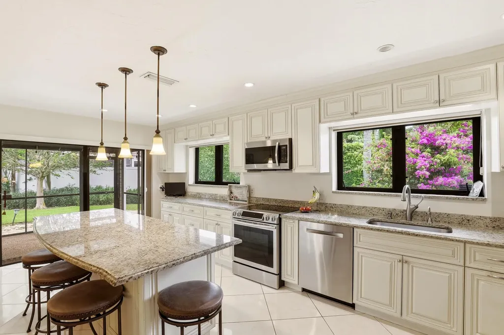 2657 SW 23rd Cranbrook Drive Boynton Beach FL 33436