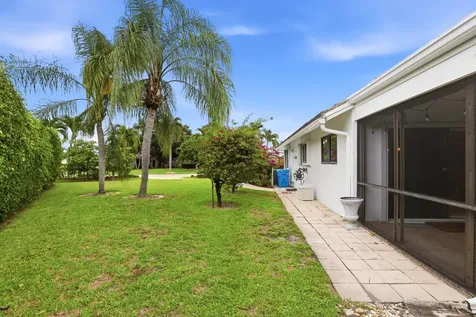 2657 SW 23rd Cranbrook Drive Boynton Beach FL 33436