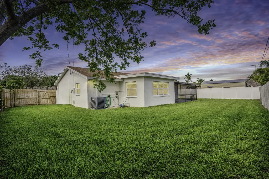 3754 Barkis Avenue Boynton Beach FL 33436