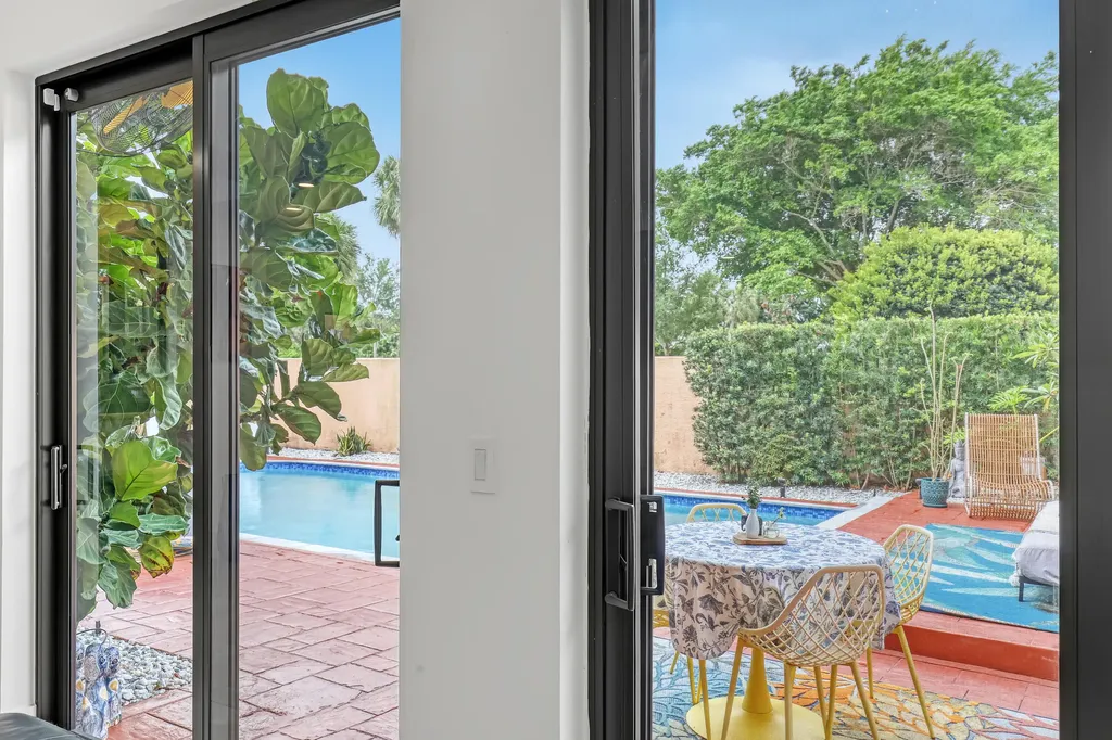 6532 Via Rosa Boca Raton FL 33433
