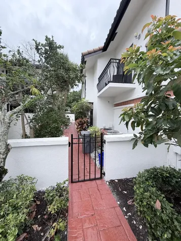 6532 Via Rosa Boca Raton FL 33433