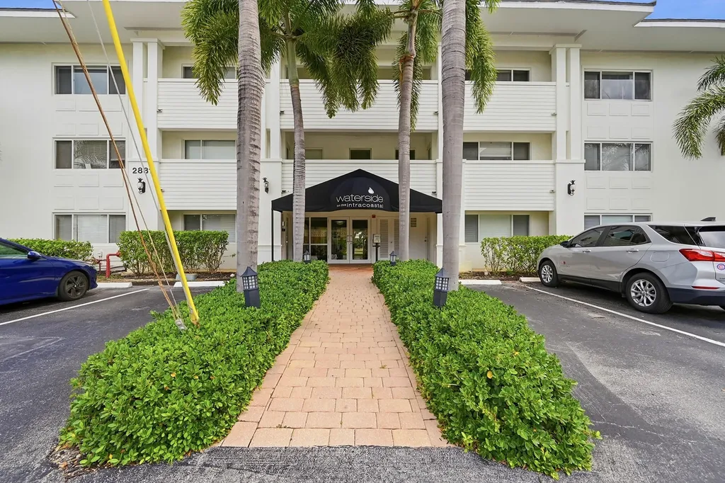 2881 NE 32nd Street Fort Lauderdale FL 33306
