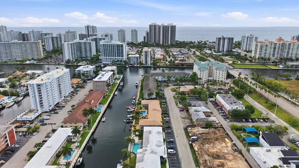 2881 NE 32nd Street Fort Lauderdale FL 33306