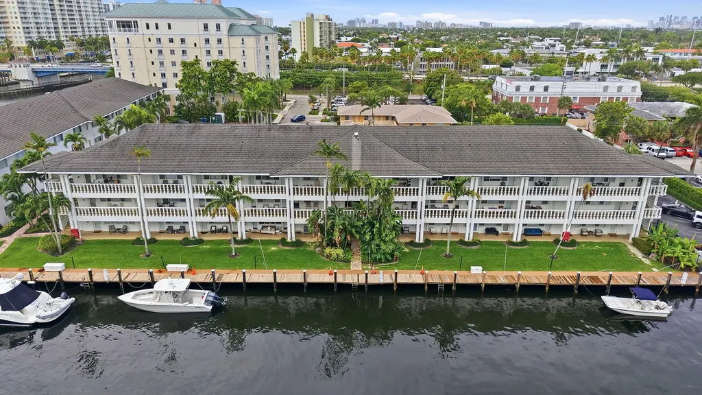 2881 NE 32nd Street Fort Lauderdale FL 33306