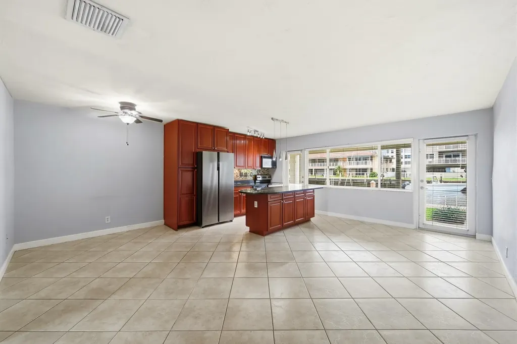 2881 NE 32nd Street Fort Lauderdale FL 33306