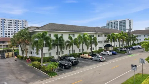 2881 NE 32nd Street Fort Lauderdale FL 33306
