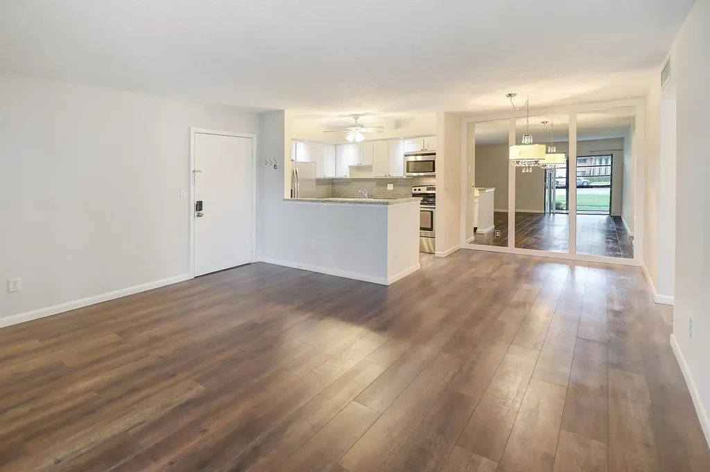 7801 Ashmont Circle Tamarac FL 33321