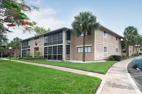 7801 Ashmont Circle Tamarac FL 33321