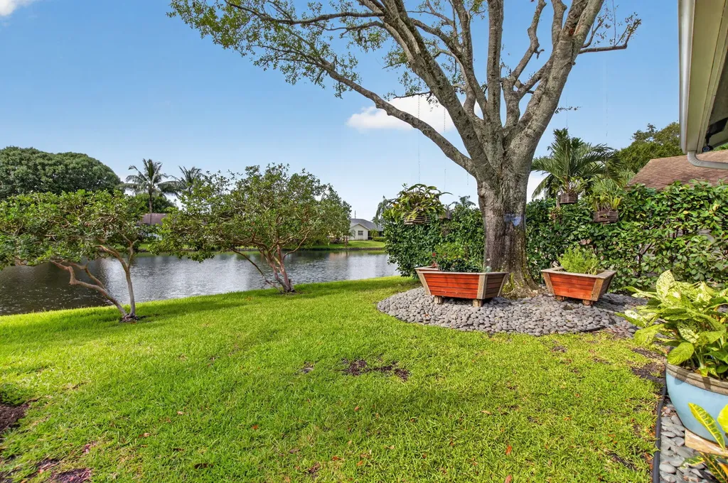 6475 Terra Rosa Circle Boynton Beach FL 33472
