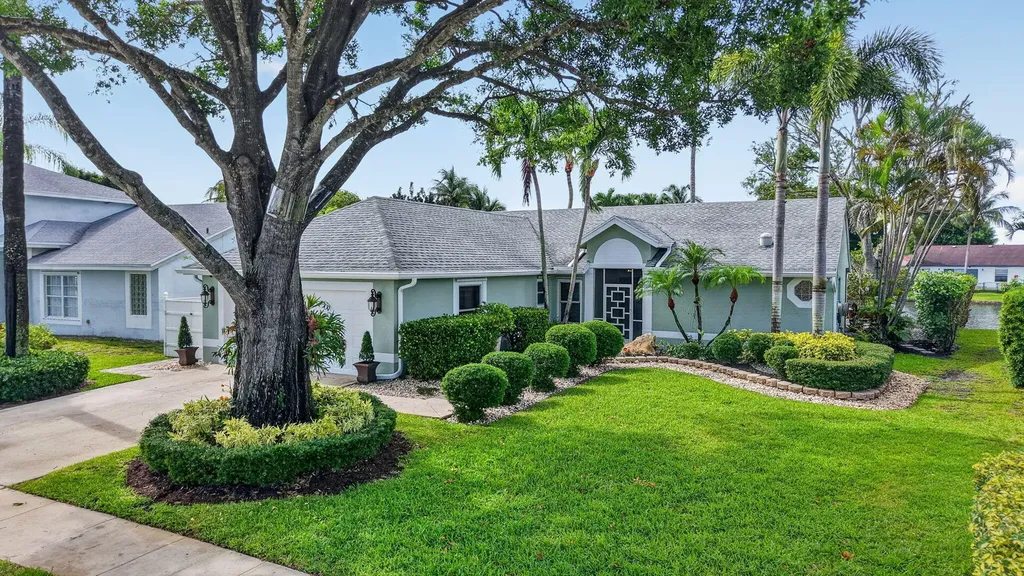 6475 Terra Rosa Circle Boynton Beach FL 33472