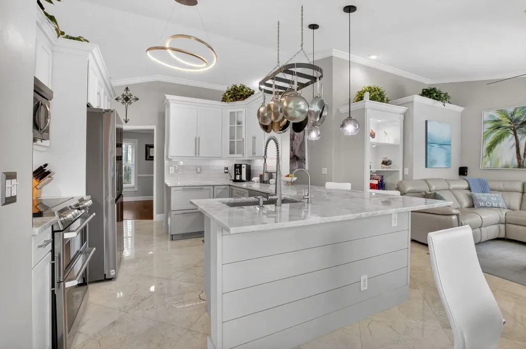 6475 Terra Rosa Circle Boynton Beach FL 33472