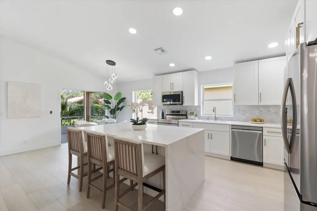 7188 Vía Verona Delray Beach FL 33446