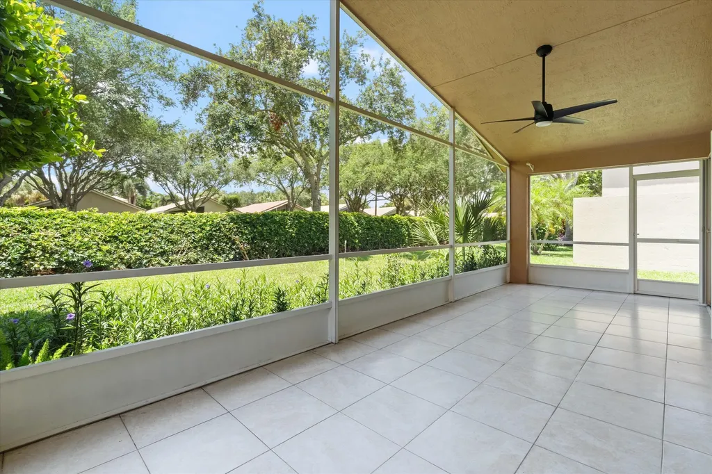 7188 Vía Verona Delray Beach FL 33446