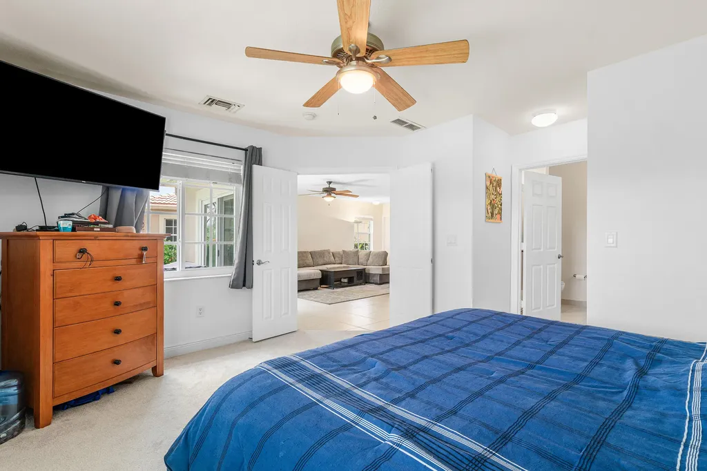 6719 Old Farm Trail Boynton Beach FL 33437