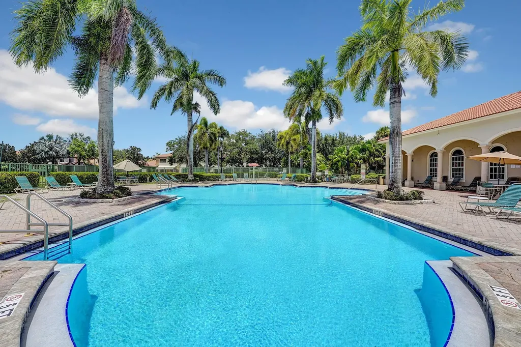 6719 Old Farm Trail Boynton Beach FL 33437