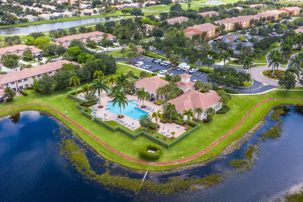 6719 Old Farm Trail Boynton Beach FL 33437