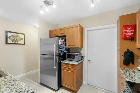 6719 Old Farm Trail Boynton Beach FL 33437