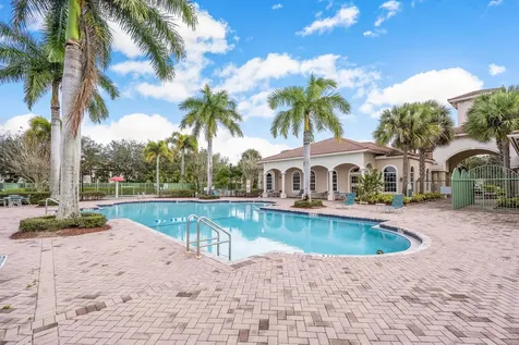 6719 Old Farm Trail Boynton Beach FL 33437