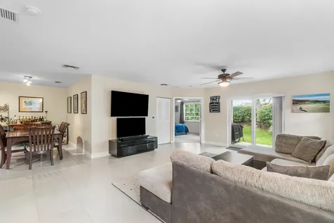 6719 Old Farm Trail Boynton Beach FL 33437
