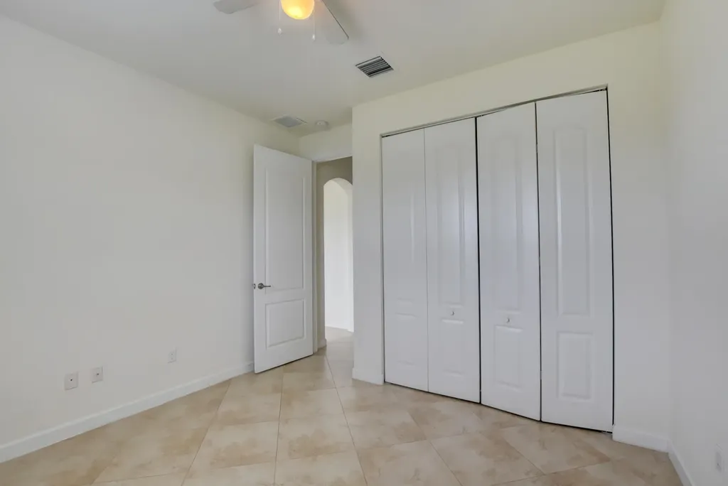 8853 Sandy Creek Way Lake Worth FL 33467