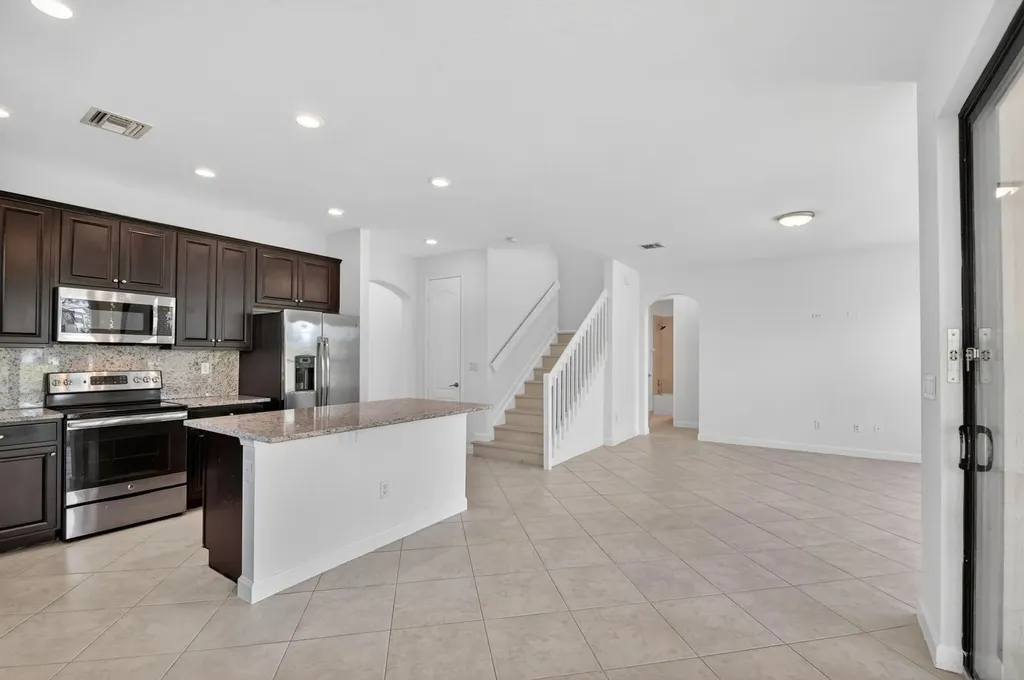 8853 Sandy Creek Way Lake Worth FL 33467