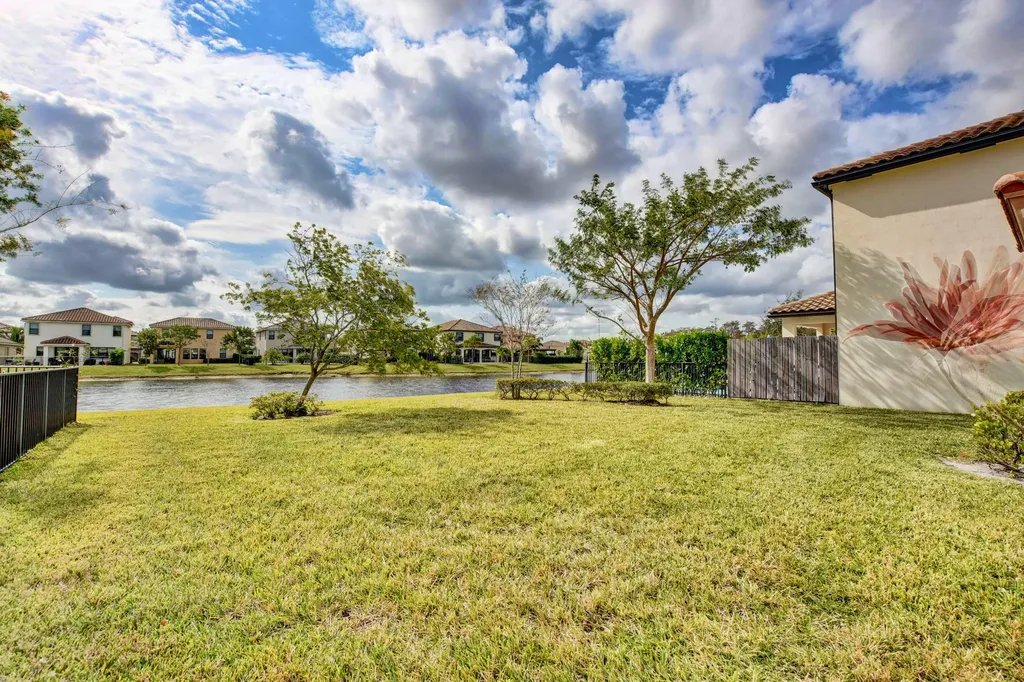 8853 Sandy Creek Way Lake Worth FL 33467