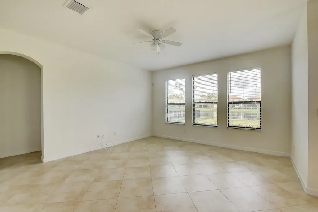 8853 Sandy Creek Way Lake Worth FL 33467