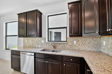 8853 Sandy Creek Way Lake Worth FL 33467