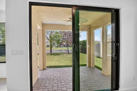 8853 Sandy Creek Way Lake Worth FL 33467