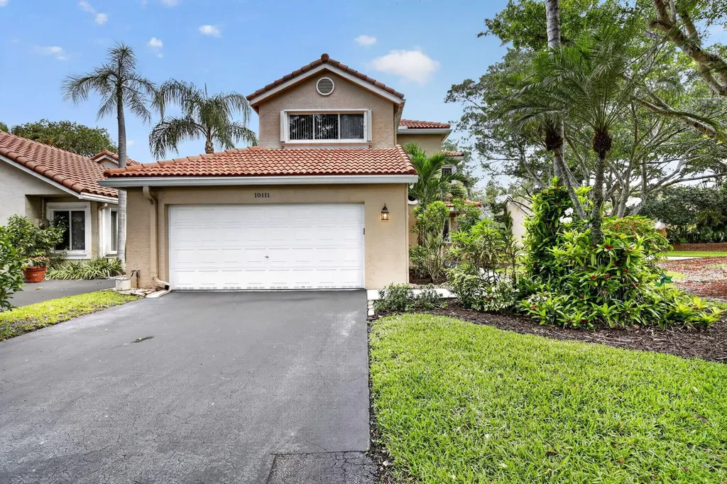10111 NW 4th Street Plantation FL 33324