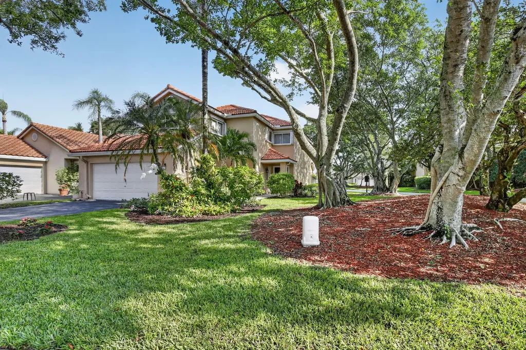 10111 NW 4th Street Plantation FL 33324