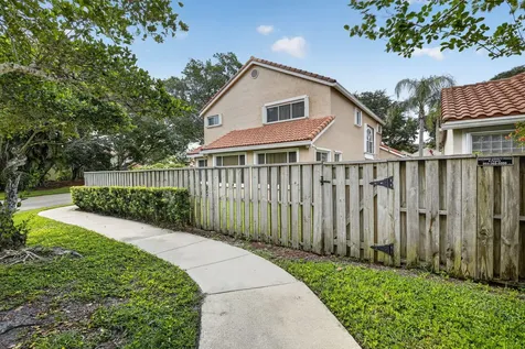 10111 NW 4th Street Plantation FL 33324