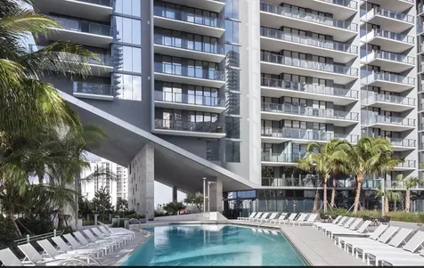 88 SW 7th Street Miami FL 33130