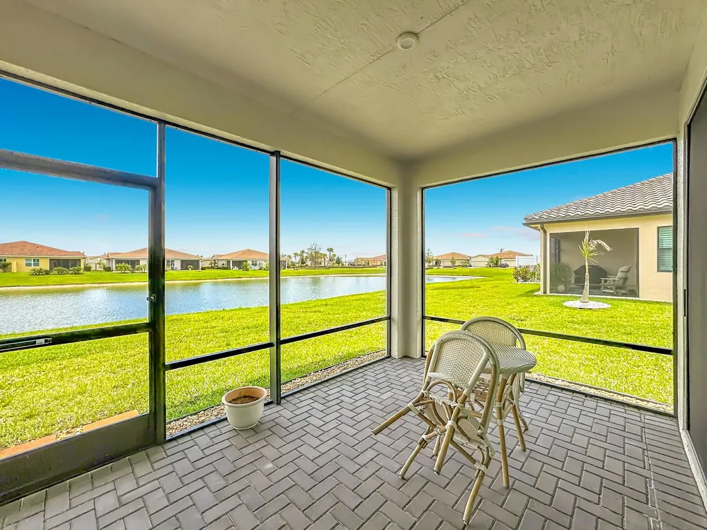 27051 SW Viterbo Way Port St Lucie FL 34986