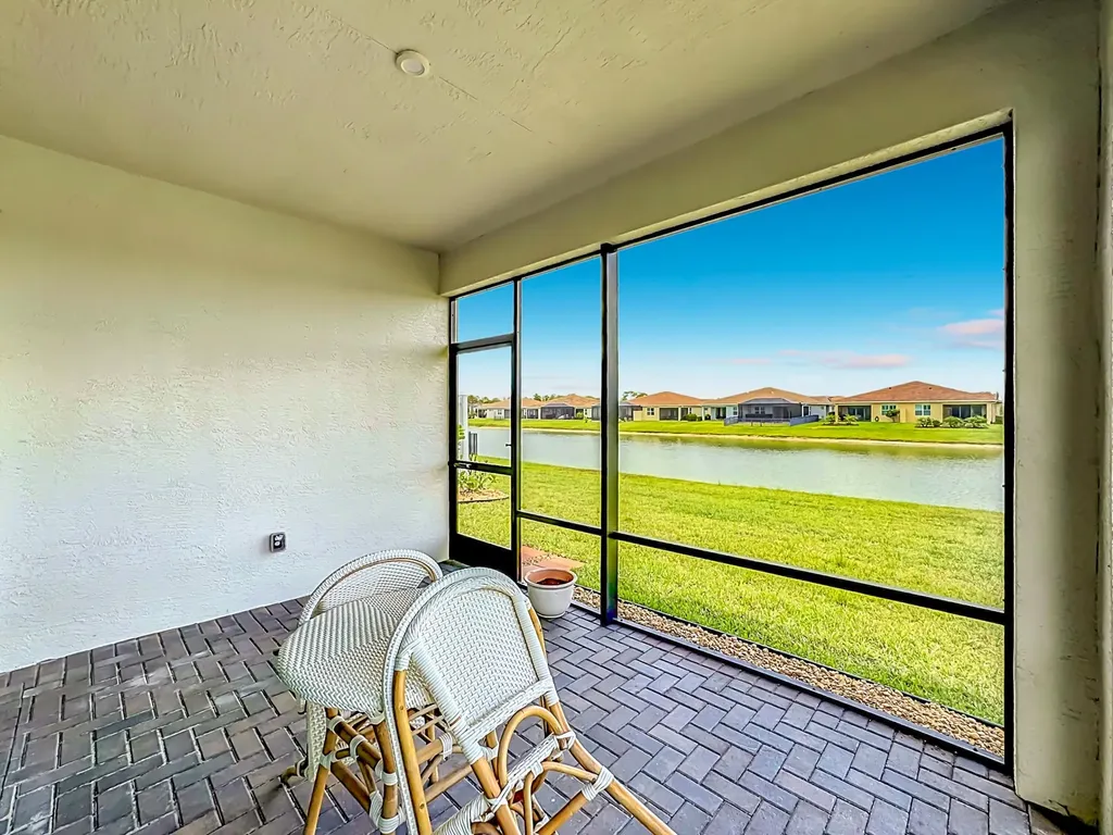27051 SW Viterbo Way Port St Lucie FL 34986