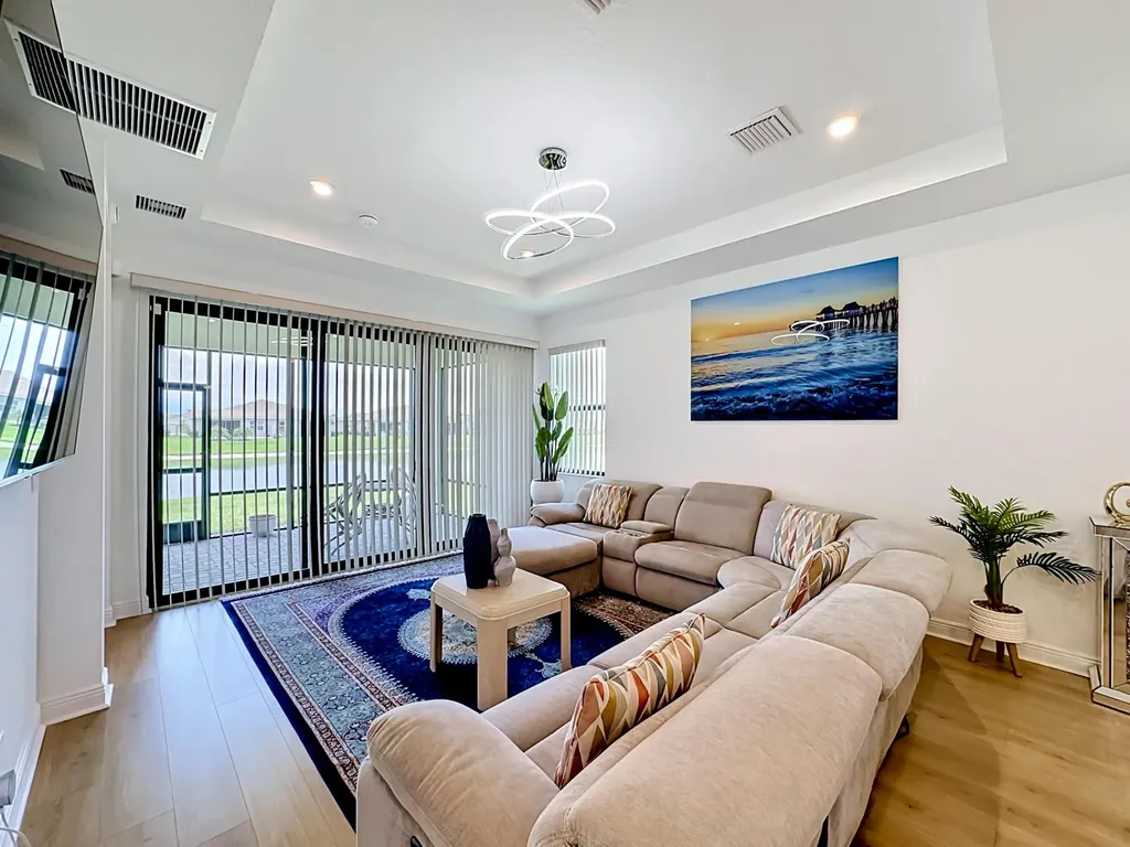 27051 SW Viterbo Way Port St Lucie FL 34986