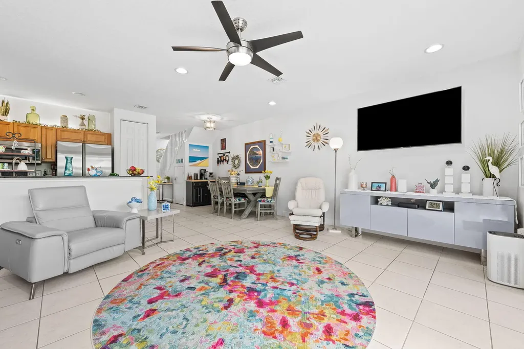 4086 W Palm Aire Drive Pompano Beach FL 33069