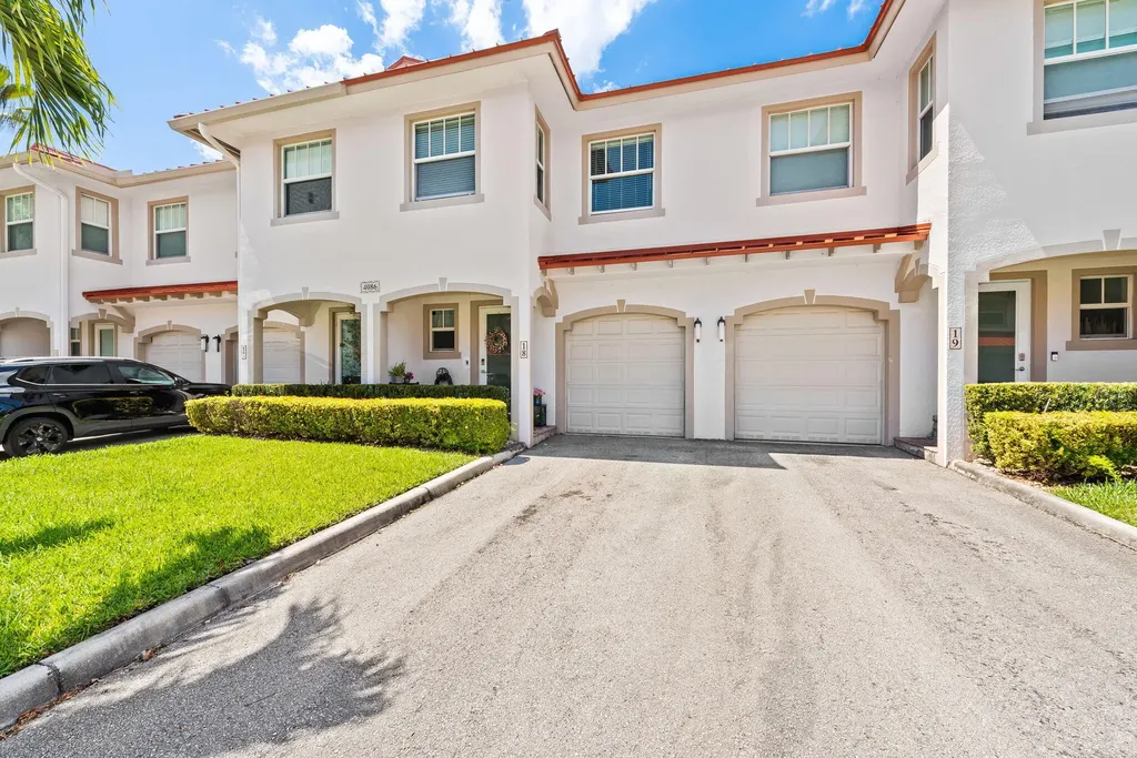 4086 W Palm Aire Drive Pompano Beach FL 33069