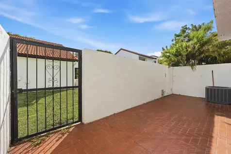 1461 SW 124th Court Miami FL 33184