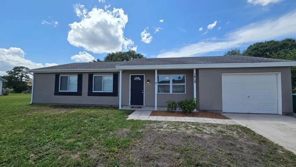 1418 SE Marisol Lane Port St Lucie FL 34952