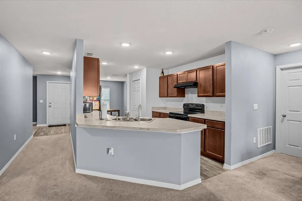 2226 SE Heathwood Circle Port St Lucie FL 34952