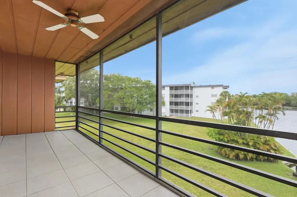 661 NE 195th Street Miami FL 33179