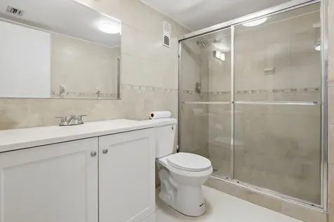 661 NE 195th Street Miami FL 33179
