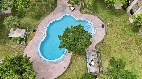 661 NE 195th Street Miami FL 33179