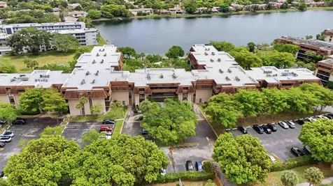 661 NE 195th Street Miami FL 33179