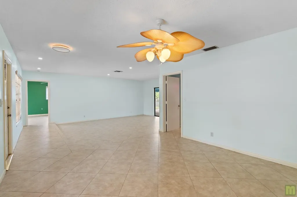 240 Lake Drive Coconut Creek FL 33066