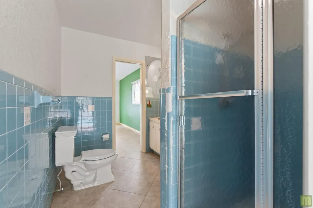 240 Lake Drive Coconut Creek FL 33066
